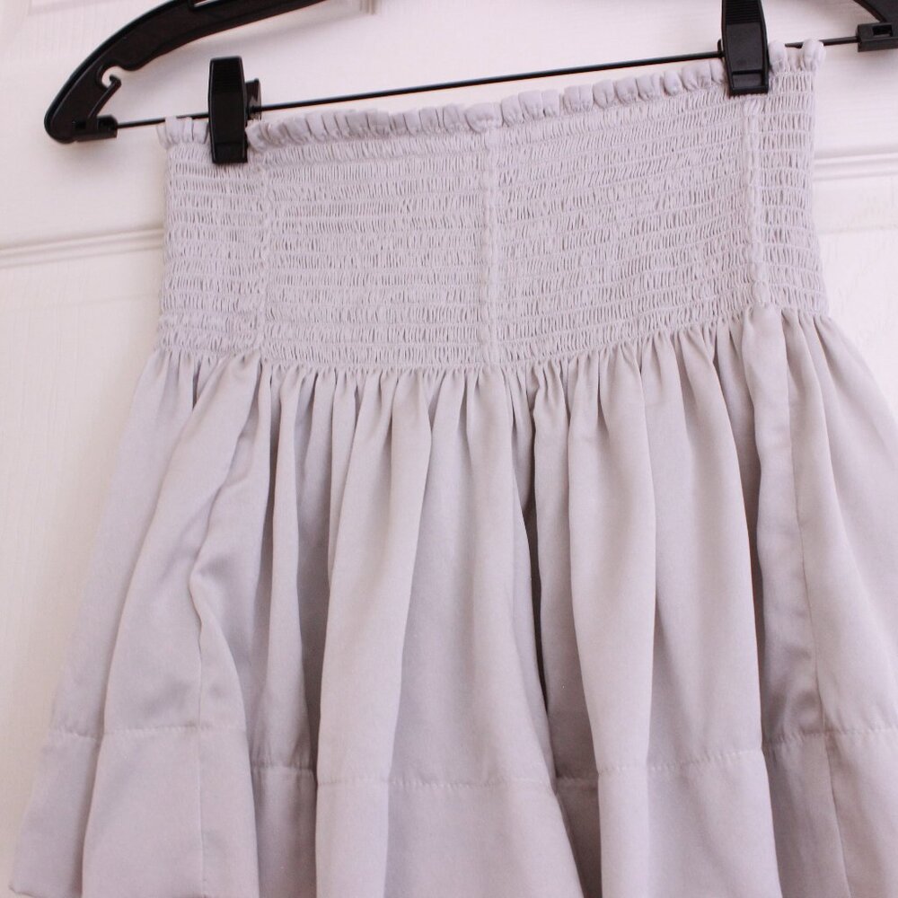 Koch Erica Skirt Shorts in Silver - Picture 8 of 8